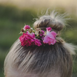 ۱۲ راه برای مش مو و هایلایت کردن طبیعی