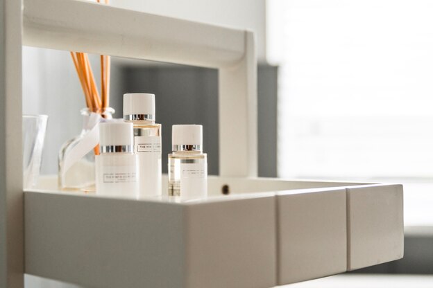 در چهار مرحله برای حمام خود شلف بسازید