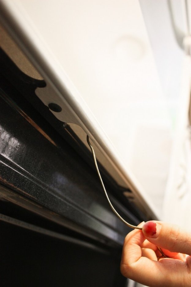 بند رخت آویز برای نظافت فر