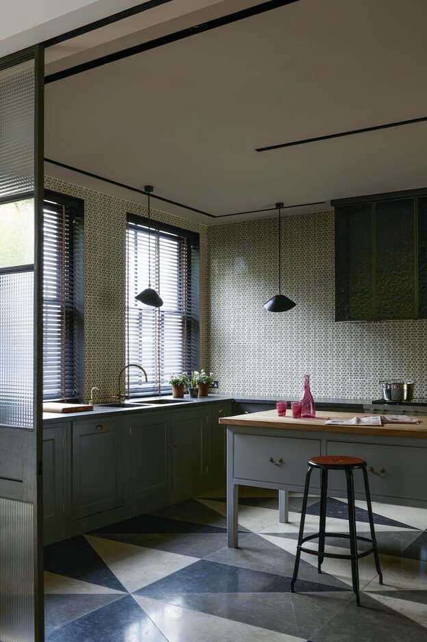 کاشی آشپزخانه 