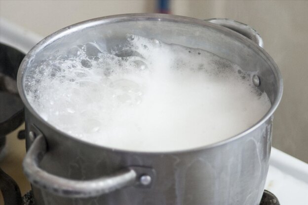 آب جوش و جوش شیرین