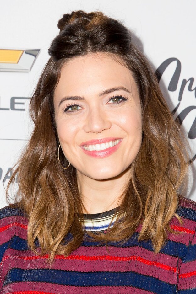 مدل موی نیمه جمع شده 