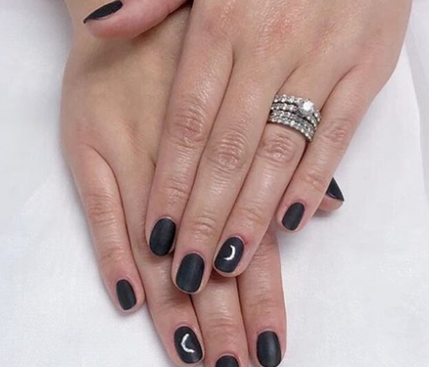 لاک ساده ناخن