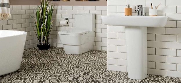 تاثیر طرح کاشی در جلوه سرویس بهداشتی