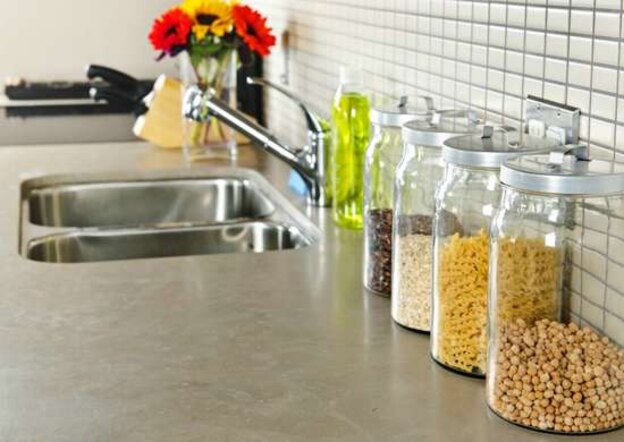 پاک کردن رنگ از روی اپن آشپزخانه