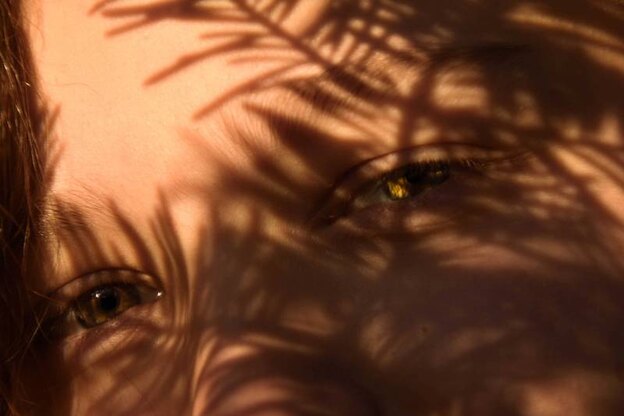 معرفی ۱۰ روغن سفید کننده پوست برای داشتن پوستی روشن