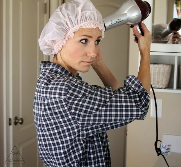 آمبره موی کوتاه در خانه