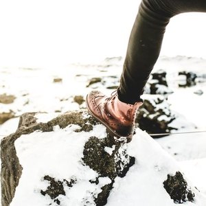 بهترین روش تمیزکردن کفشهای چرمی و شوره زده 