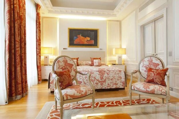 معرفی تفاوت میان پرده، والان، شید و نورگیر:والان