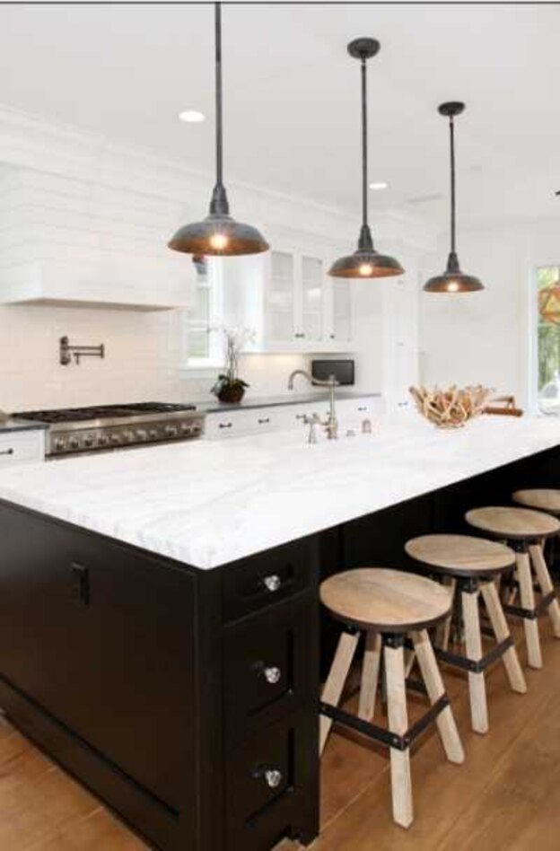 طراحی کابینت دو رنگ آشپزخانه