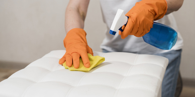 انواع روش تمیز کردن پاف مبل چرم و چرم سفید