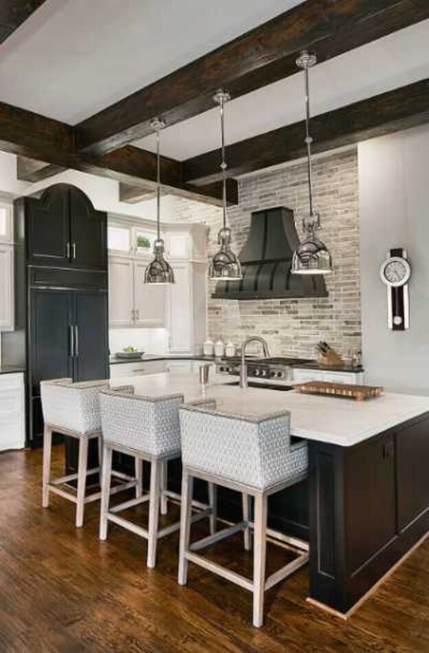 طراحی کابینت دو رنگ آشپزخانه