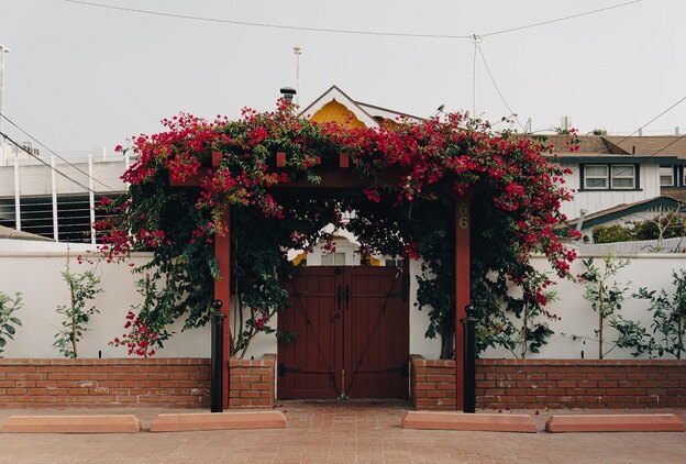 مزیت ها و معایب درهای استیل که باید بدانید