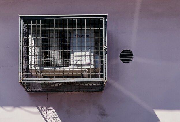 ۱۰ راه برای کاهش هزینه های کولر گازی در فصل تابستان