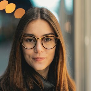 خواص روغن نارگیل برای بعد از کوتاهی مو