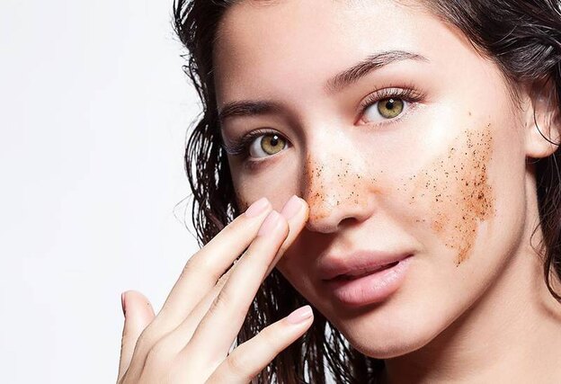 پاکسازی پوست در خانه