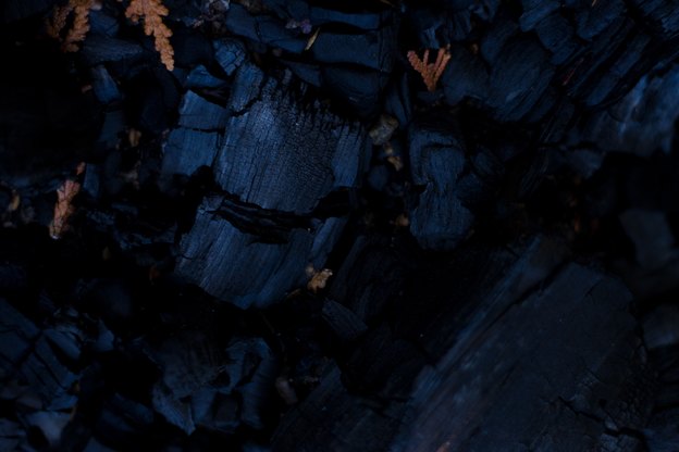 ایده های نقاشی ساختمان با رنگ خاکستری زغالی