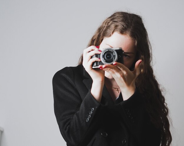 ۹ ایده برای ژست عکاسی