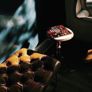 چی بخریم؟ مزایا و معایب کاناپه چرمی