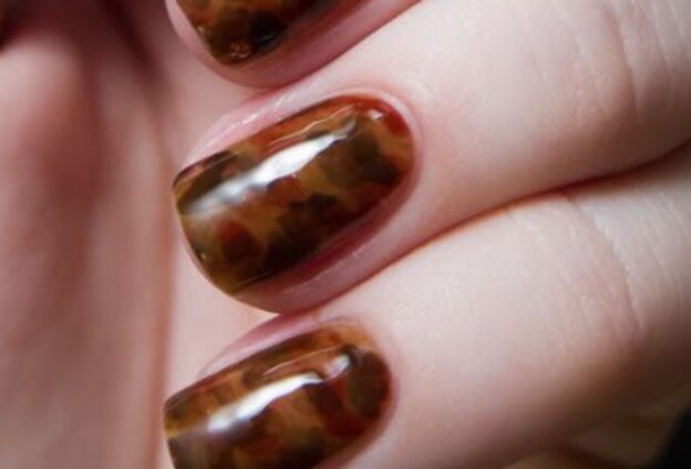 طرح رنگ لاک ناخن