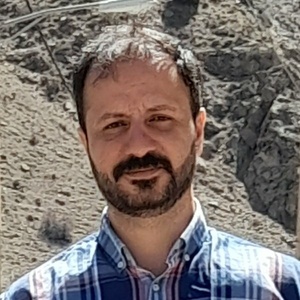 حسین علیدادی نائینی