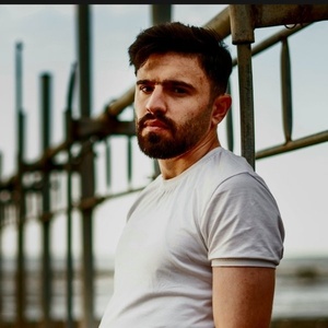 رضا وظیفه شناس