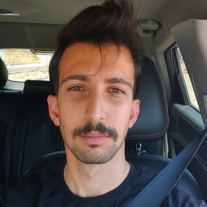 فرهاد ولیدی