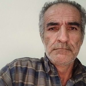 آذرنوش عبداله پوردروئی