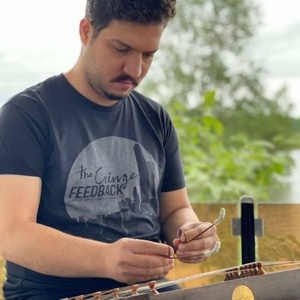 حسین ساروخانی