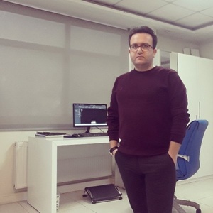 حامد قلی پور