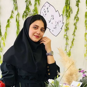 فاطمه اسفندیار