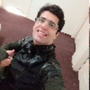 حسین سروستانی