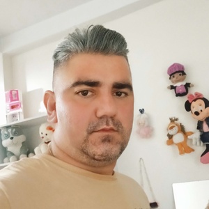 میلاد فامیلی