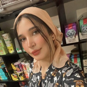 هدیه اقبالی