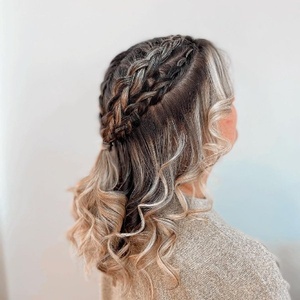 سعیده درزی بورخانی