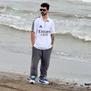 رضا مختاری عزیزی