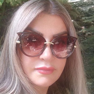 حمیده طاهری نسب