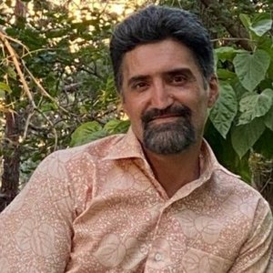 عباس دورودیان