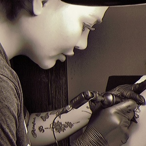 عاطفه جشن نیلوفر