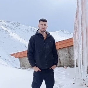 امیرحسین شاکری