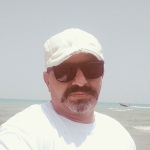 فرهاد رفعیان طاری