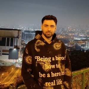 سینا سعادتی