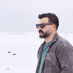 مهران آقاخانی