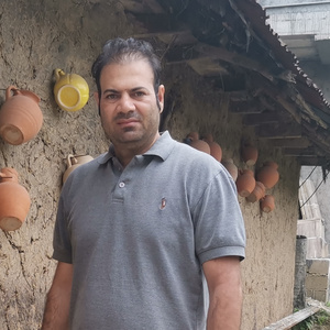 آرش حسین زاده ملک