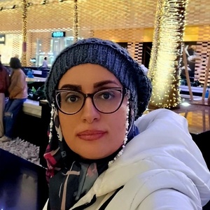 نسترن فخاری