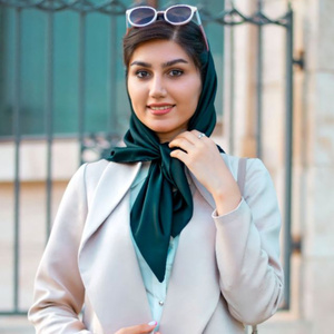 فائزه کاشانی حسین آباد