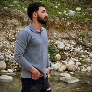 معراج صانعی