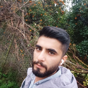 یوسف ریاحی نیا