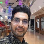 ایمان آقاخانی