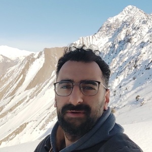 سینا جهان پور